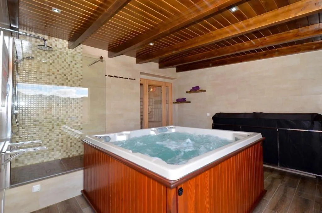 Villa De Lujo Con Piscina Privada Y Spa Tetir